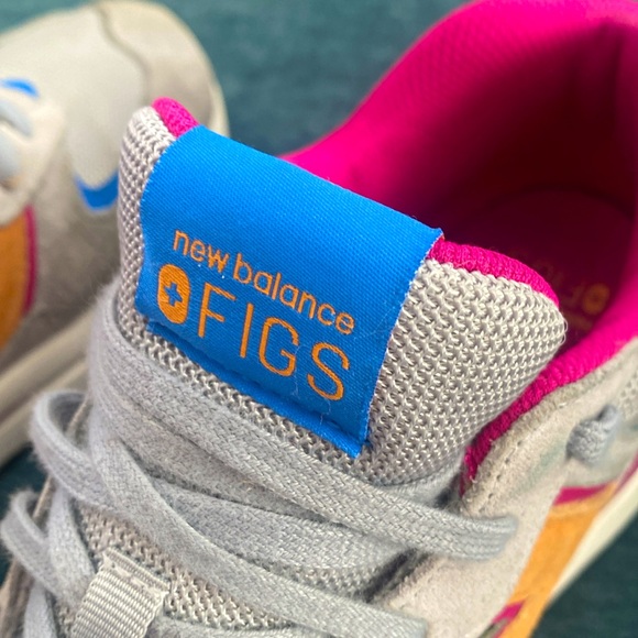 New Balance FIGS 5740 Size 11 Shoes - Picture 10 of 11